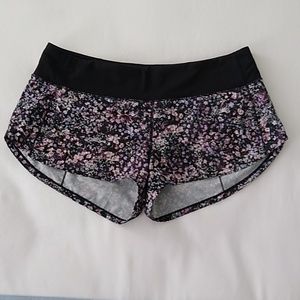 Lululemon Speed Up Shorts 2.5" Size 8